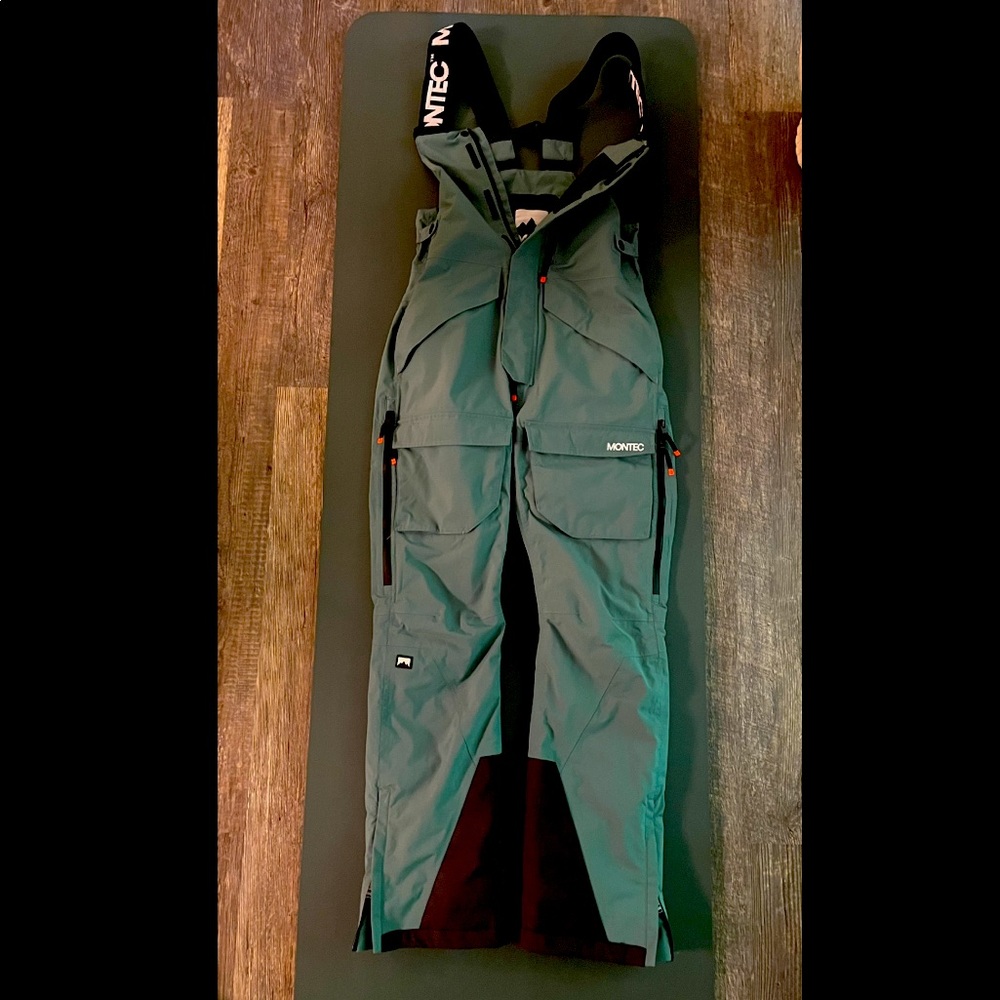Montec women’s XS ski pants